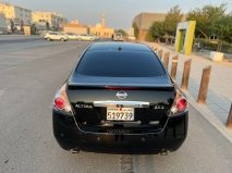 للبيع نيسان Altima 2011