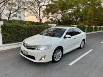 للبيع تويوتا camry 2014