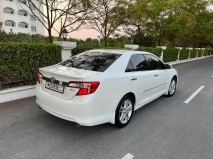 للبيع تويوتا camry 2014