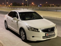 للبيع هوندا Accord 2008