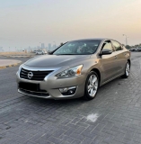 للبيع نيسان Altima 2013