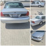 للبيع فورد Crown Victoria 2000