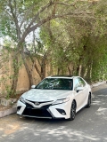 للبيع تويوتا camry 2019