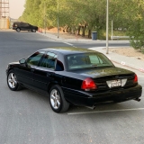 للبيع فورد Crown Victoria 2006