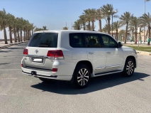 للبيع تويوتا Land Cruiser  2019