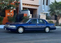 للبيع فورد Grand Marquis 2004