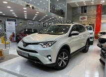 للبيع تويوتا RAV4 2018