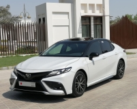 للبيع تويوتا camry 2021