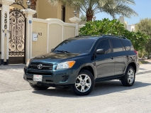 للبيع تويوتا RAV4 2010