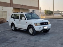 للبيع متسوبيشي Pajero 2002