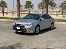 للبيع تويوتا camry 2016