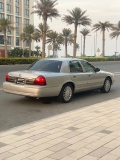 للبيع فورد Grand Marquis 2008