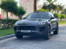 للبيع بورش Macan 2018