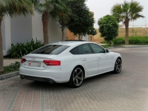 للبيع أودي A5 2011