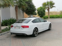 للبيع أودي A5 2011