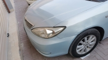 للبيع تويوتا camry 2004