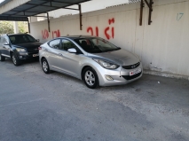 للبيع هونداي Elantra 2012