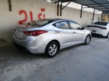 للبيع هونداي Elantra 2012