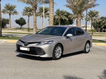 للبيع تويوتا camry 2019