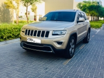 للبيع جيب Grand Cherokee 2015