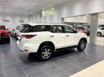 للبيع تويوتا Fortuner 2023