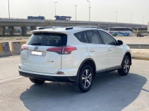 للبيع تويوتا RAV4 2018