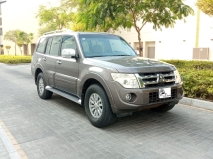 للبيع متسوبيشي Pajero 2013