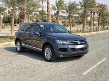 للبيع فولكس واجن touareg 2013