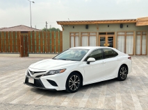 للبيع تويوتا camry 2018