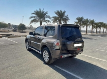 للبيع متسوبيشي Pajero 2011