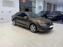 للبيع فولكس واجن Jetta 2016