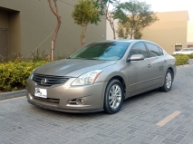 للبيع نيسان Altima 2012