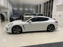 للبيع بورش Panamera 2012