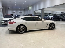 للبيع بورش Panamera 2012