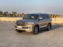 للبيع تويوتا Land Cruiser  2017