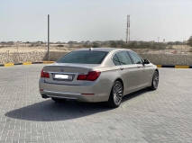 للبيع بي ام دبليو 7 Series 2015