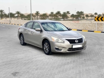 للبيع نيسان Altima 2015