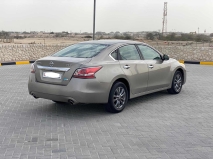 للبيع نيسان Altima 2015