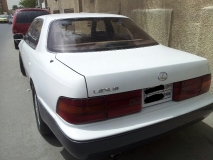 للبيع لكزس LS 1990