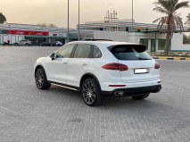 للبيع بورش Cayenne S 2016