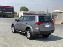 للبيع متسوبيشي Pajero 2015