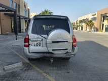 للبيع متسوبيشي Pajero 2003