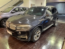 للبيع بي ام دبليو X5 2014