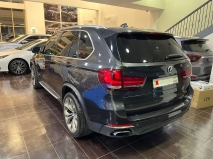 للبيع بي ام دبليو X5 2014