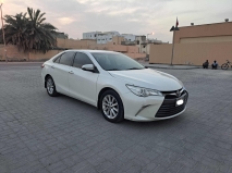 للبيع تويوتا camry 2016