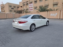 للبيع تويوتا camry 2016