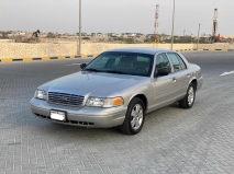 للبيع فورد Crown Victoria 2011