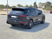 للبيع بورش Cayenne GTS  2017