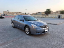 للبيع نيسان Altima 2010