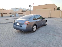 للبيع نيسان Altima 2010